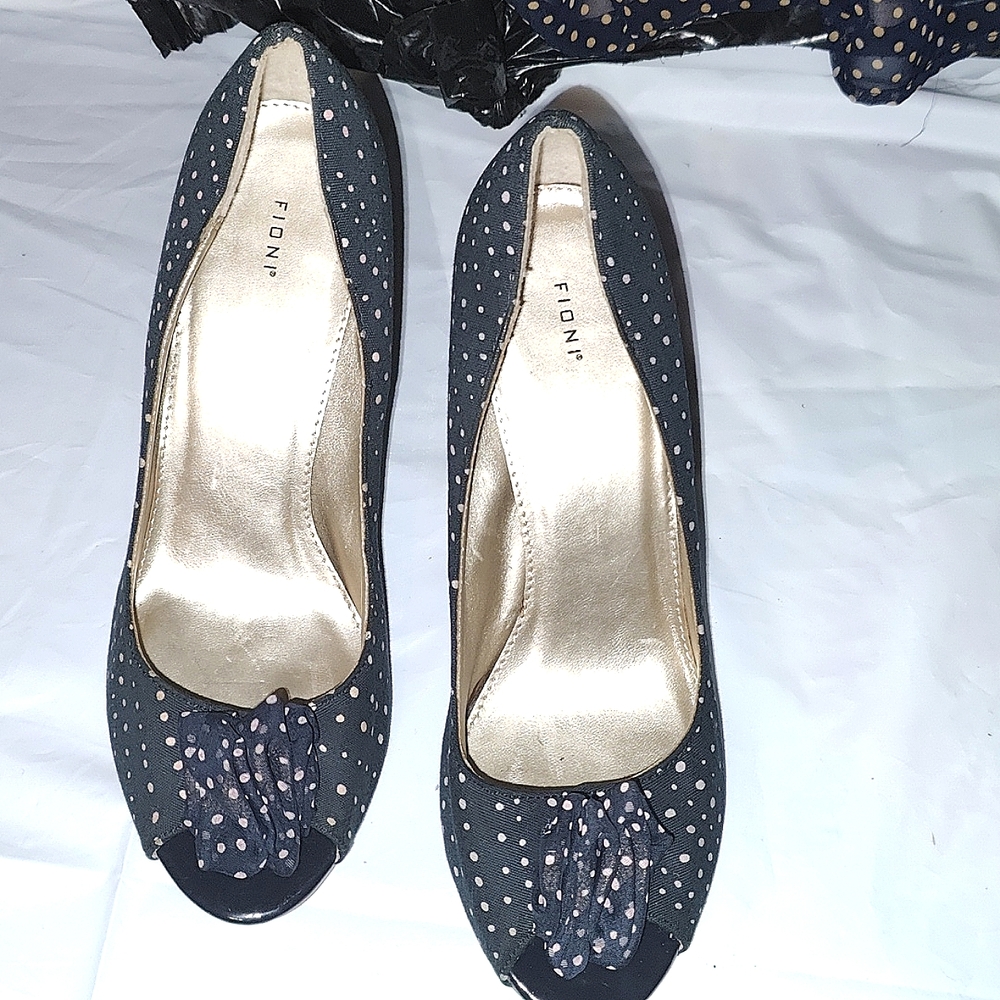 Black w Pink Polka Dots Peep Toe Pumps